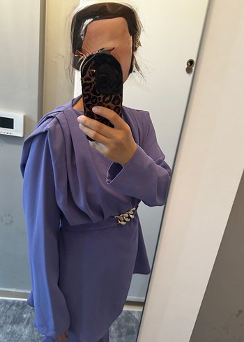 Mor Yüksek Yakalı Kadın Takım Elbise - Görsel 4