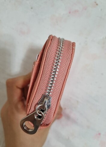 Beden Pull and bear cüzdan