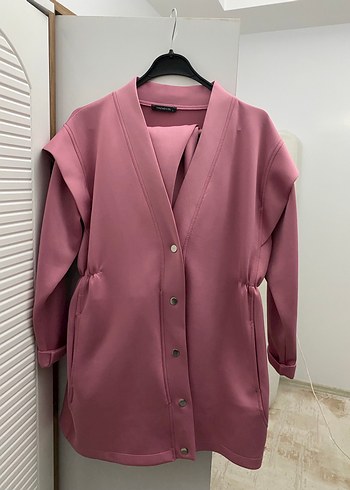 Pembe Uzun Kesim Kadın Takım Elbise - Görsel 2