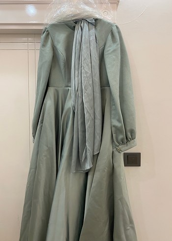 Gri Drapeli Uzun Kollu Kadın Abiye Elbise - Görsel 3