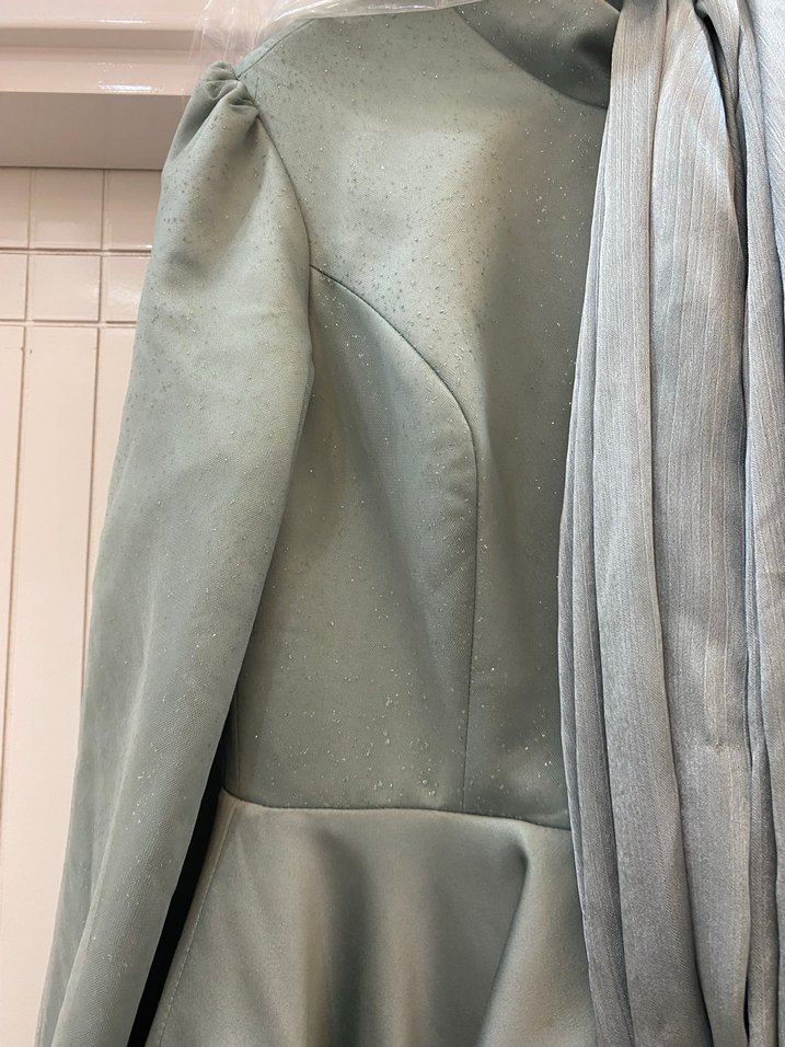 Gri Drapeli Uzun Kollu Kadın Abiye Elbise - Görsel 2