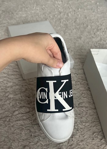 Calvin Klein Beyaz Kadın Spor Ayakkabı Velcro Bantlı