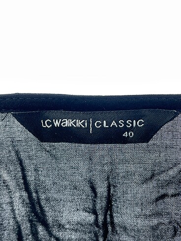 40 Beden siyah Renk LC Waikiki Bluz %70 İndirimli.