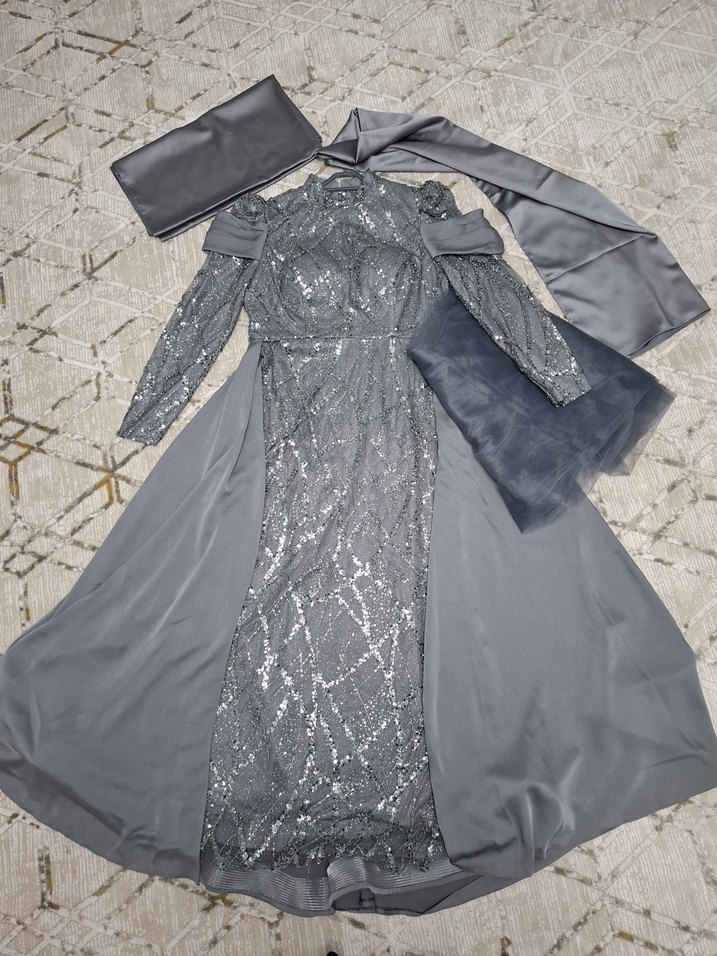 Uzun Kollu Gri Drapeli Abiye Elbise - Görsel 2