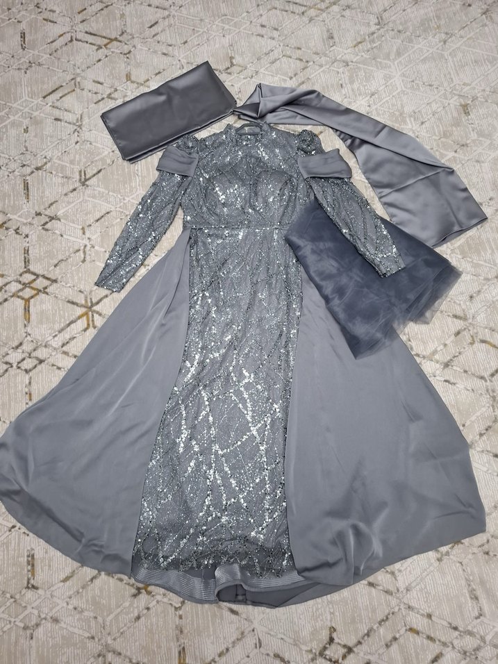 Uzun Kollu Gri Drapeli Abiye Elbise - Görsel 4