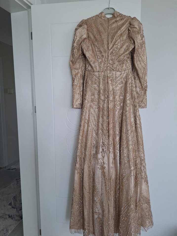 Bej Uzun Kollu Drapeli Kadın Abiye Elbise - Görsel 4