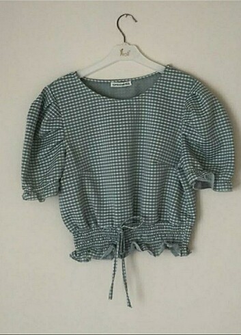 Yeşil beyaz çizgili crop 