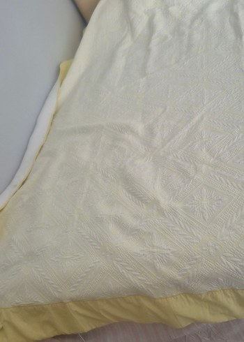 yeni özel dikim Beyaz ve pastel sarı yatak örtüsü - Görsel 6