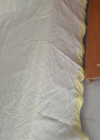 yeni özel dikim Beyaz ve pastel sarı yatak örtüsü - Görsel 8
