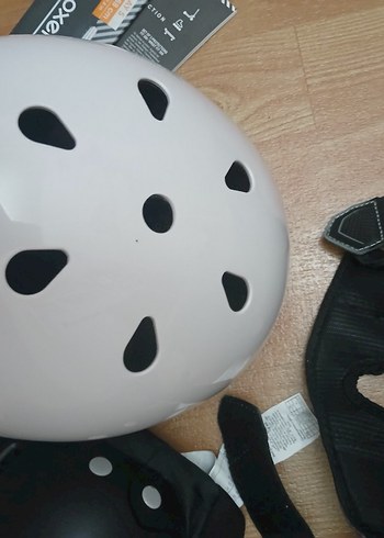 Beyaz Gri Oxelo Dizlikleri ve kasket - Görsel 13