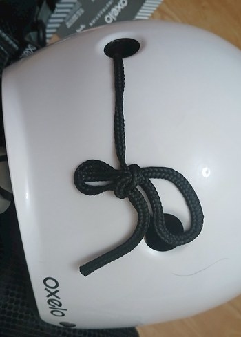 Beyaz Gri Oxelo Dizlikleri ve kasket - Görsel 3