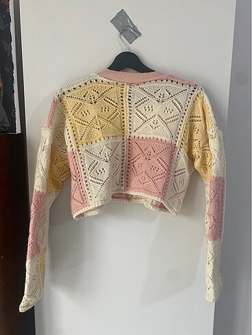 38 Beden El örgüsü crop kazak