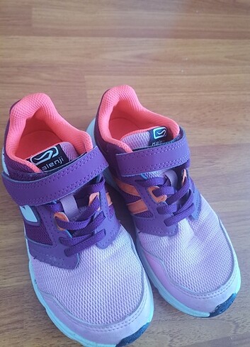 Decathlon çocuk spor ayakkabı 
