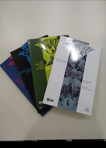 Planetary Çizgi Roman Seti - 5 Kitap