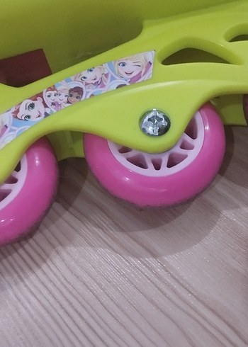 Pembe-Sarı sadece iki kere kullanılmış 34/37 numara - Görsel 2