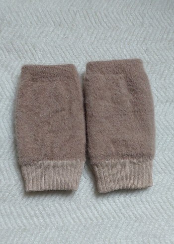 Parmaksız Peluş Kadın Eldiveni - Görsel 3