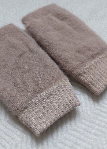 Kahvrengi Parmaksız Peluş Eldiven - Görsel 3