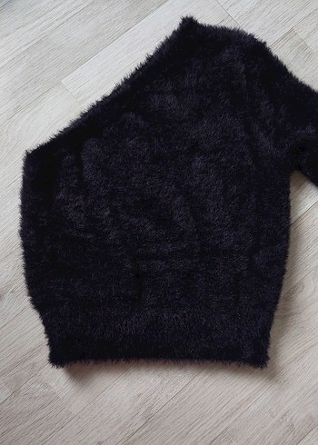 Siyah Tüylü Kadın Bluz - Görsel 2