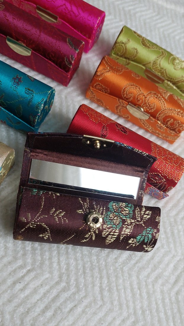 Aynalı Ruj Kutusu - Görsel 3