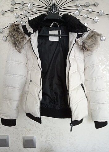 BERSHKA
