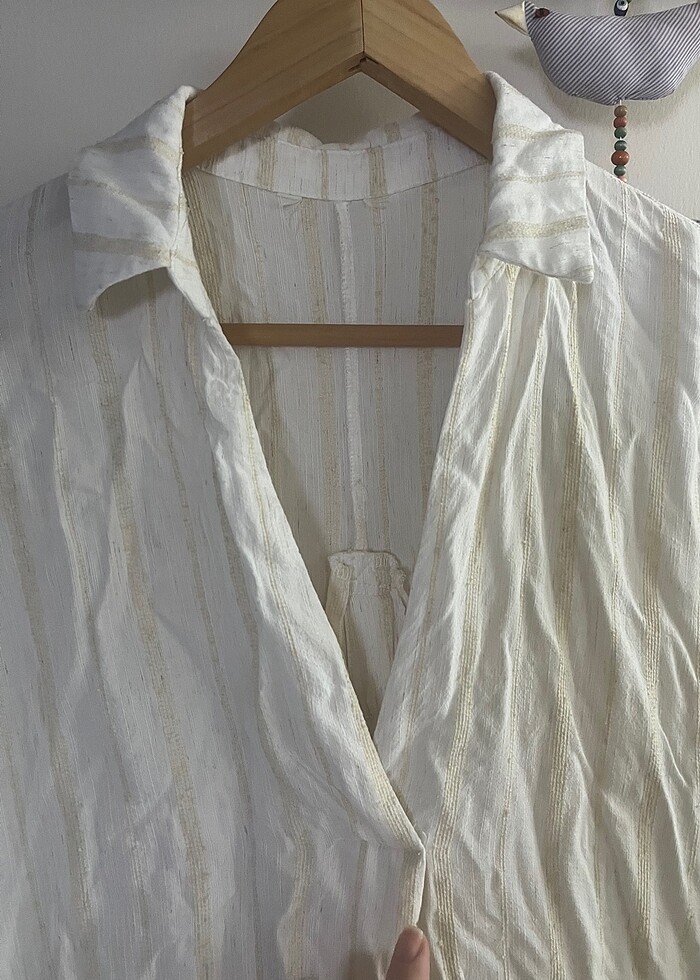 Beyaz yazlık gömlek - Görsel 4