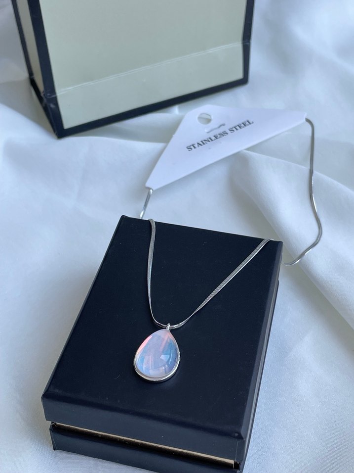 Beyaz Mini Damla Kolye Zinciri - Görsel 2