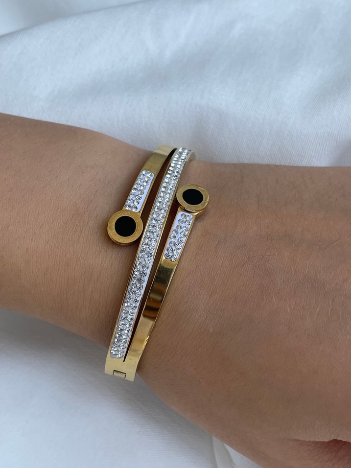 Klasik Şıklıkta Altın Renkli Minimalist Bileklik - Görsel 3