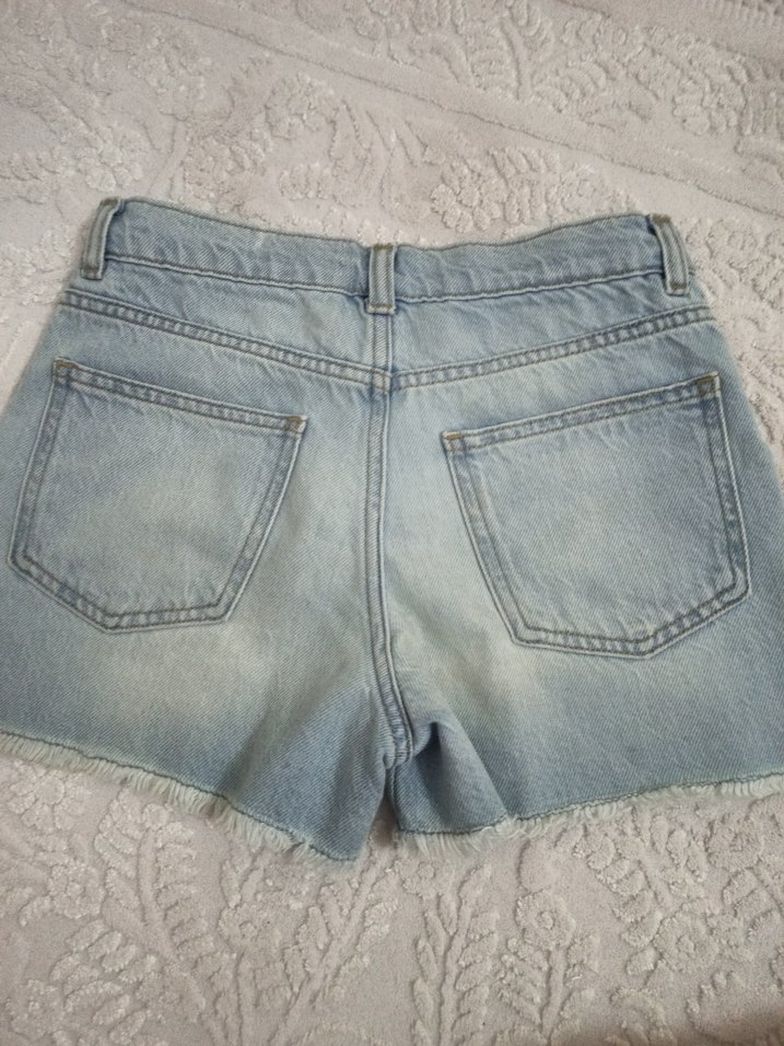 Bej Bağlama Desenli Rahat Kesim Mini Kot Şort - Görsel 3