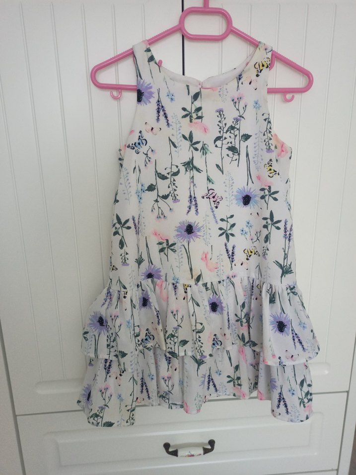 Çiçek Desenli Volanlı Kız Elbisesi - Görsel 2