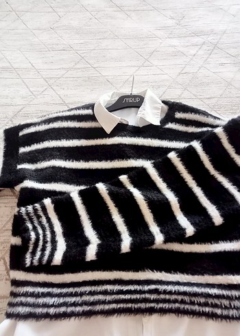 Zebra Desenli Kısa Örgü Kadın Kazak ve gömlek takım - Görsel 3