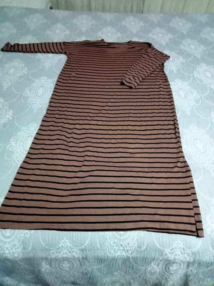 Çizgili Uzun Kollu penye elbise boy ölçüsü 1 metre 25 santim - Görsel 3