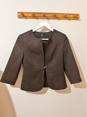 Crop Blazer