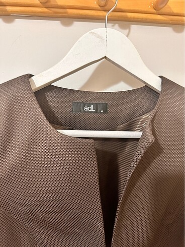 m Beden Crop Blazer