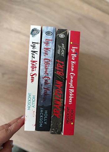 İyi Bir Kızın Cinayet Rehberi - Holly Jackson