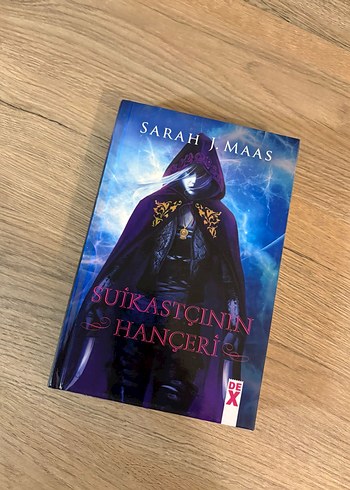 Suikastçinin Hançeri - Sarah J. Maas