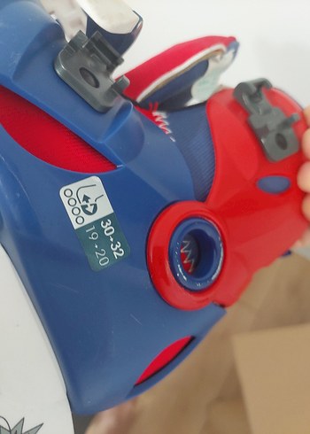 Mavi Astronot Desenli Çocuk Kaskı - Görsel 8