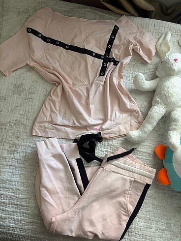 alt üst eşofman takimi pembe