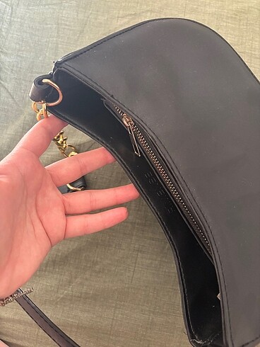  Beden siyah Renk Kadın siyah fermuarlı askılı çanta