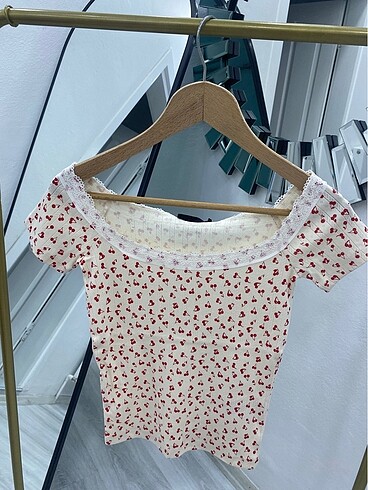 32 Beden çeşitli Renk Shein model bluz