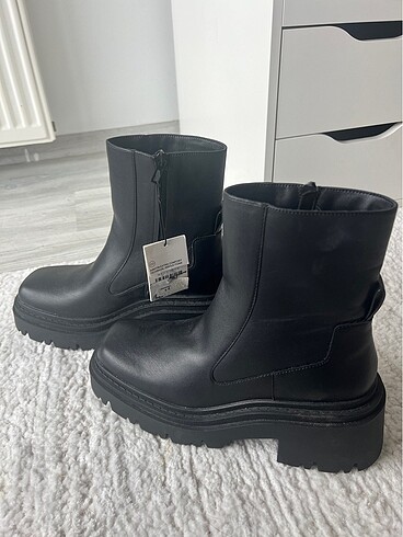 40 Beden Zara bot etiketli