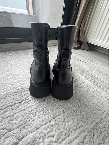 39 Beden Zara bot