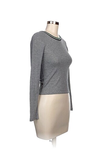 H&M H&M Bluz %70 İndirimli.