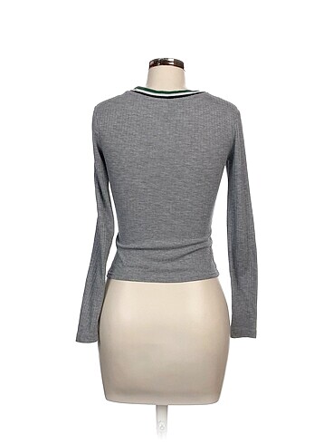 xs Beden H&M Bluz %70 İndirimli.