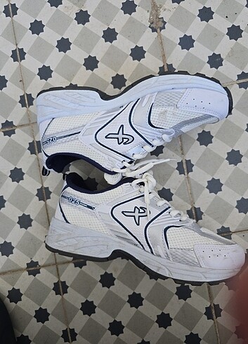 39 Beden beyaz Renk 39 numara bayan spor ayakkabı