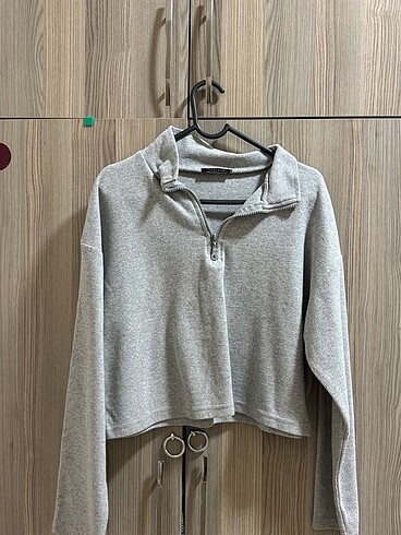 Milla crop kazak/sweat