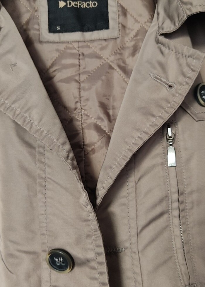 Erkek montu s beden daha sıfır gibi defol bir marka - Görsel 2