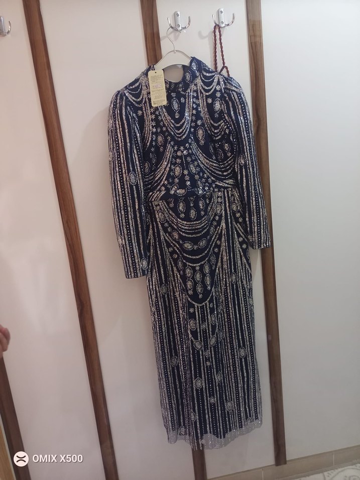 Boncuk İşlemeli Uzun Kollu Vintage Elbise - Görsel 3