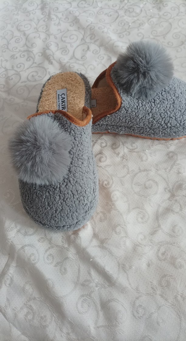 Gri Kürklü Kadın Ev Terliği - Görsel 3