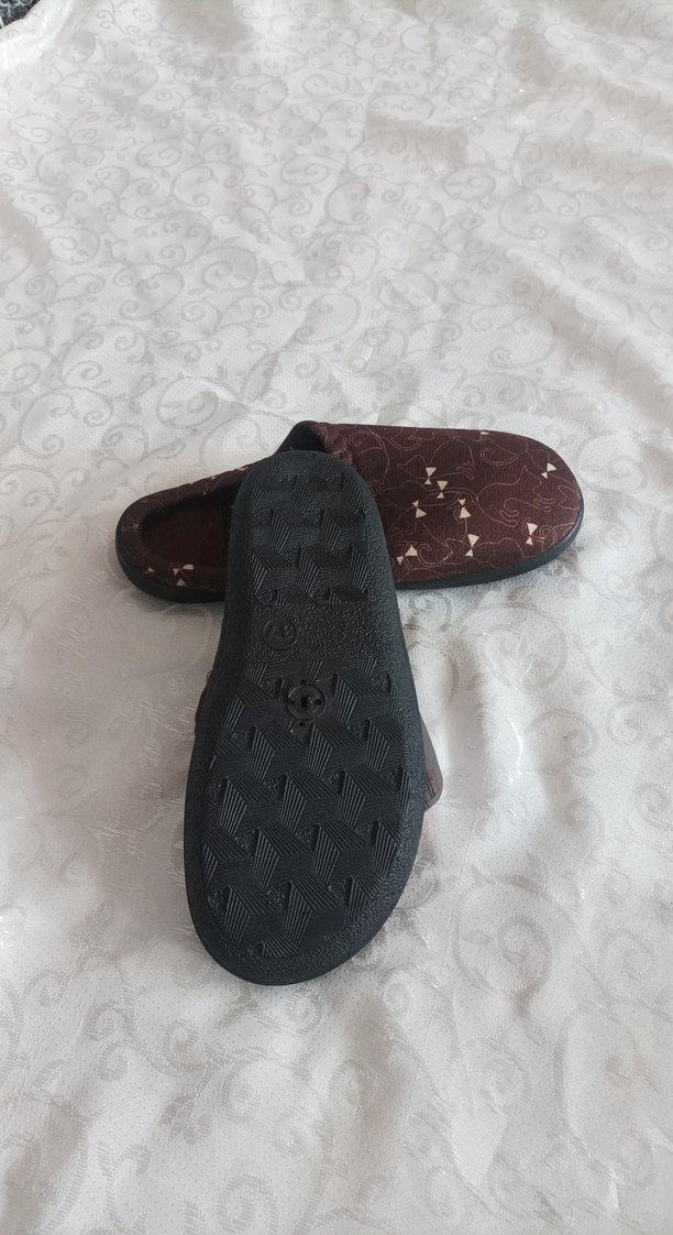 Gezer marka halı terliği - Görsel 2