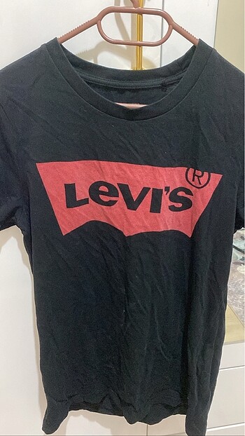 Orijinal Levis tişört